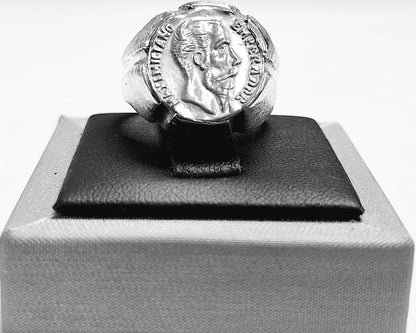 Anillo Moneda en Plata Ley 925, vista frontal