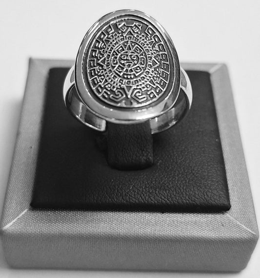Sello de ley en el interior del anillo calendario azteca en plata ley 925