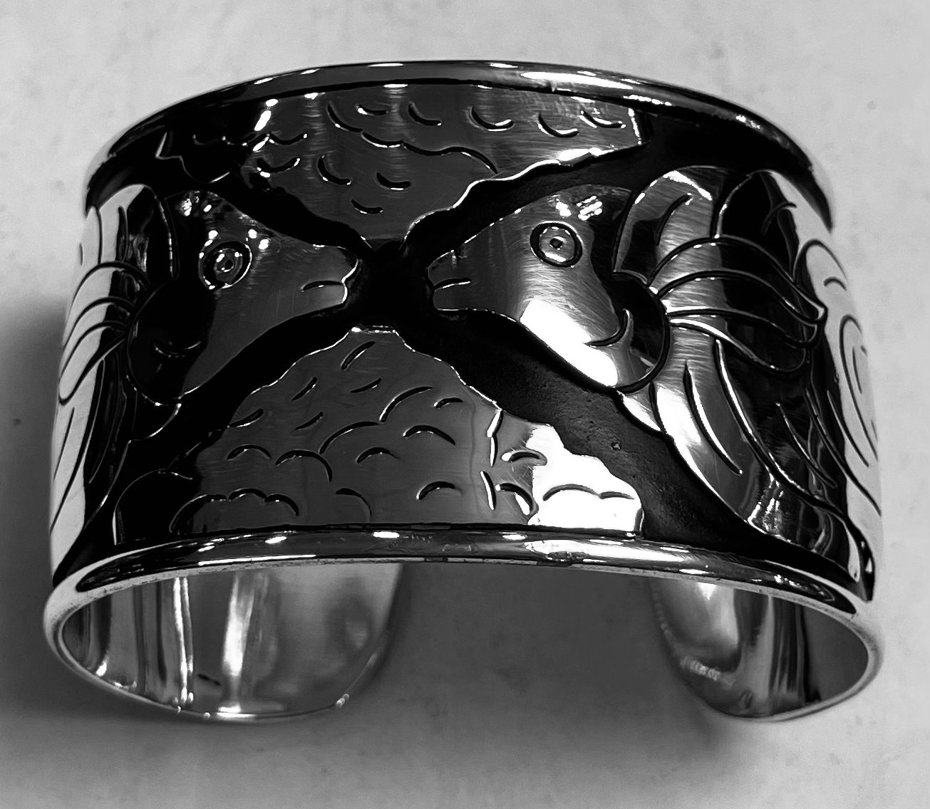 Brazalete de Peces en Plata Ley 925, vista frontal