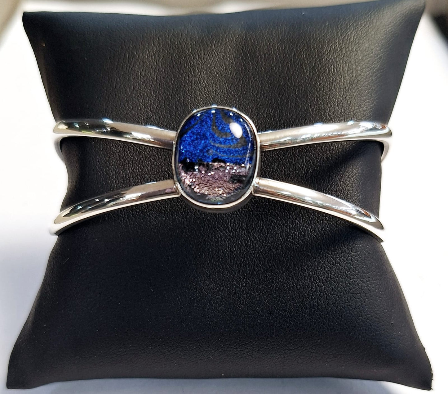 Brazalete con Dicroico en Plata Ley 925, sello de autenticidad Plata Ley .925