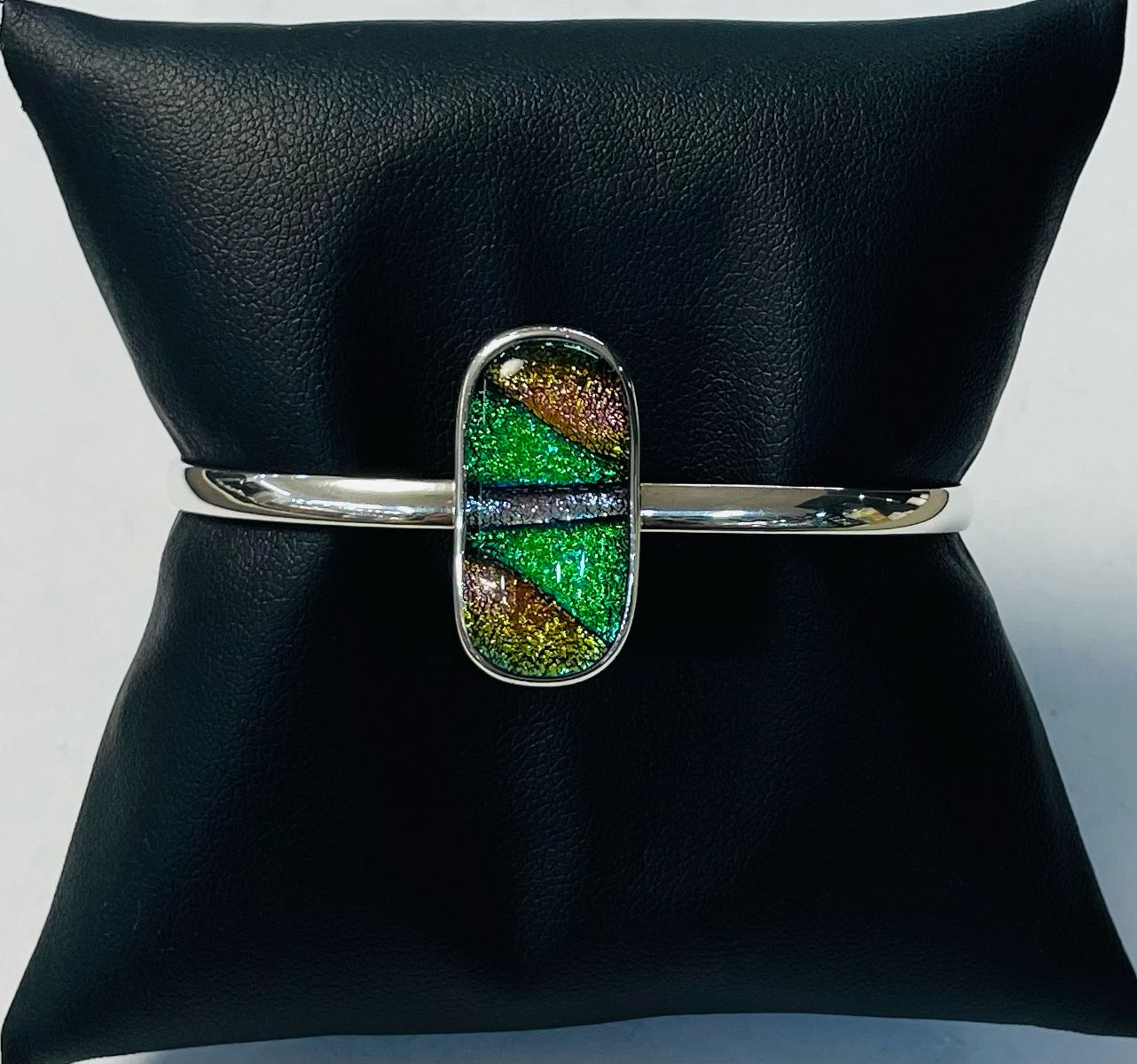 Brazalete con Dicroico en Plata Ley 925, sello de autenticidad Plata Ley .925