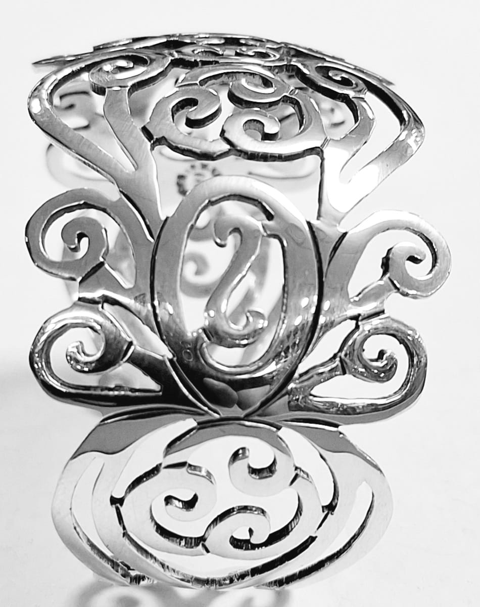 Brazalete en Plata Ley 925, sello de autenticidad Plata Ley .925