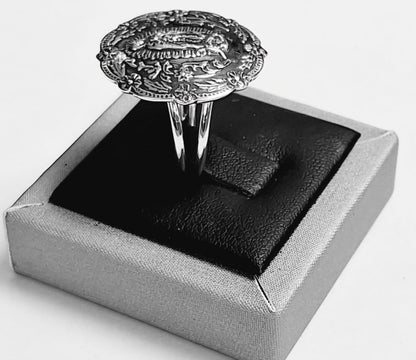Anillo Virgen de Guadalupe en Plata Ley 925, vista frontal