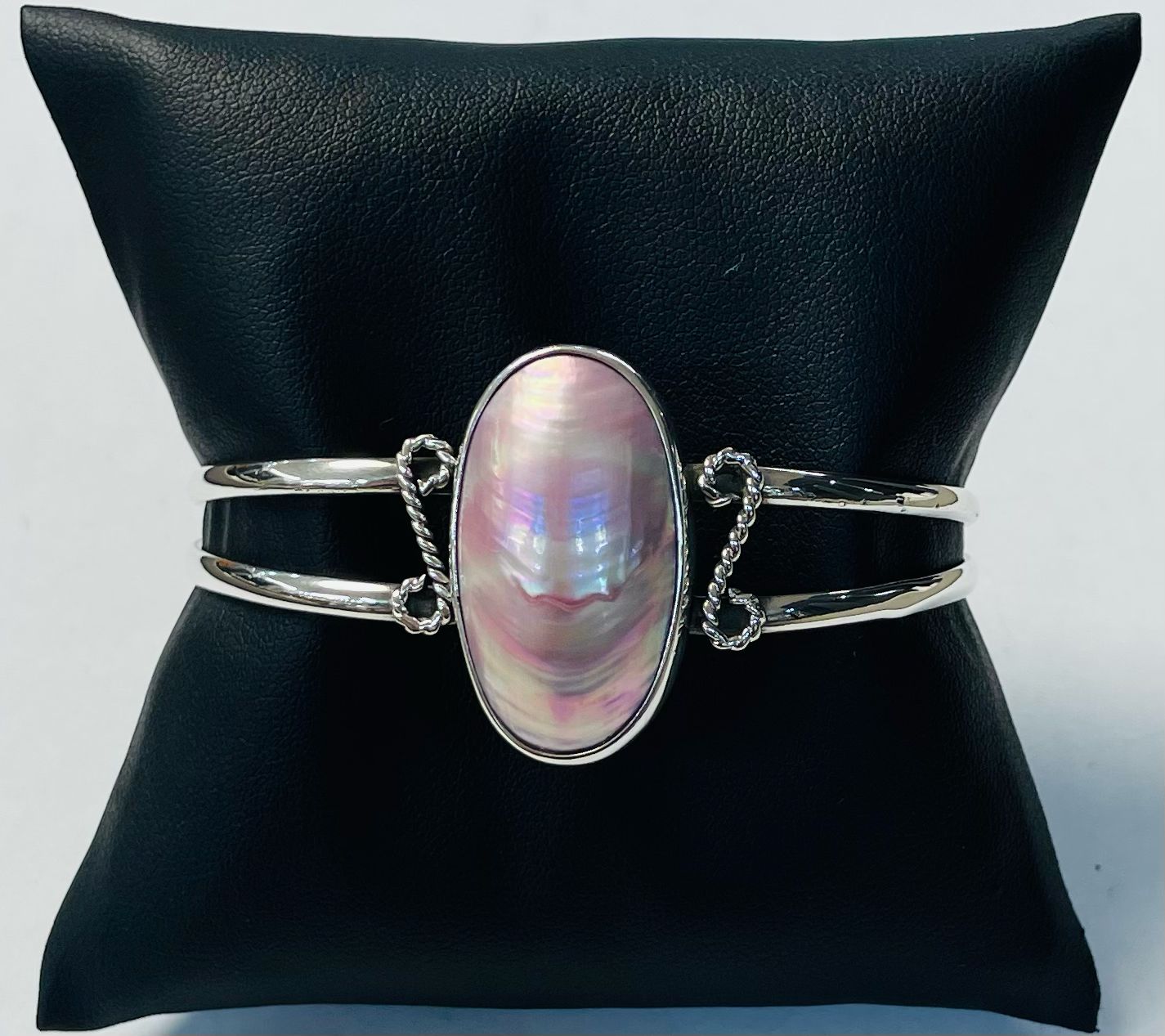 Brazalete con Madre Perla en Plata Ley 925, sello de autenticidad Plata Ley .925