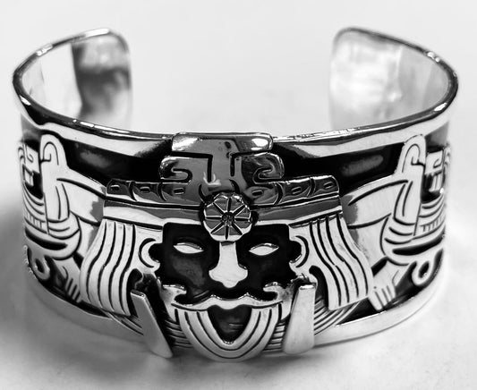 Sello de ley en el interior del brazalete en plata ley 925