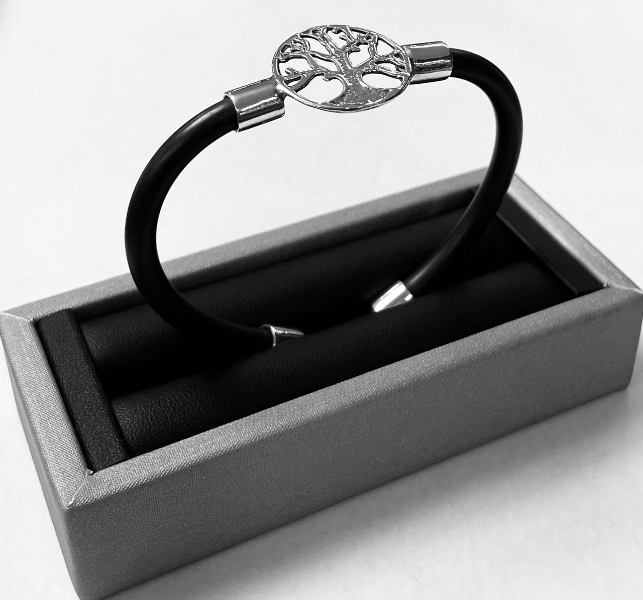 Brazalete Arbol de la Vida en Plata Ley 925 con Caucho, vista frontal