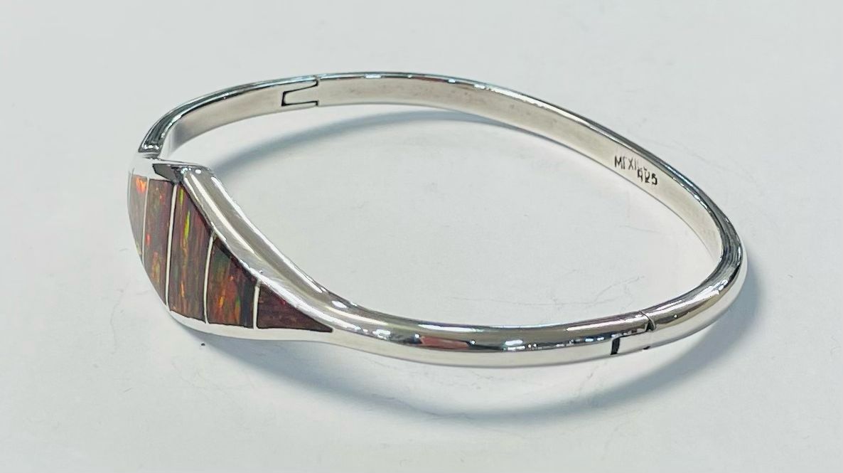 Brazalete con Opalo en Plata Ley 925, vista frontal