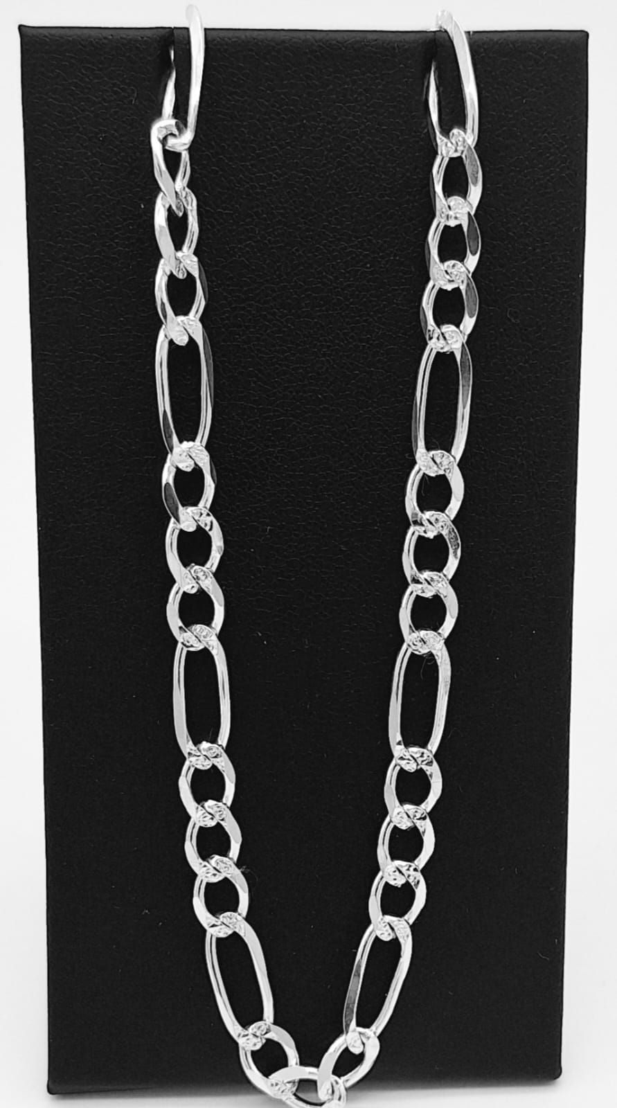Cadena Tipo Cartier en Plata Ley 925, vista frontal