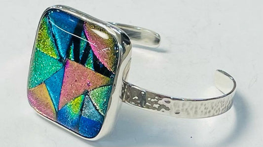 Brazalete con Dicroico en Plata Ley 925, vista frontal