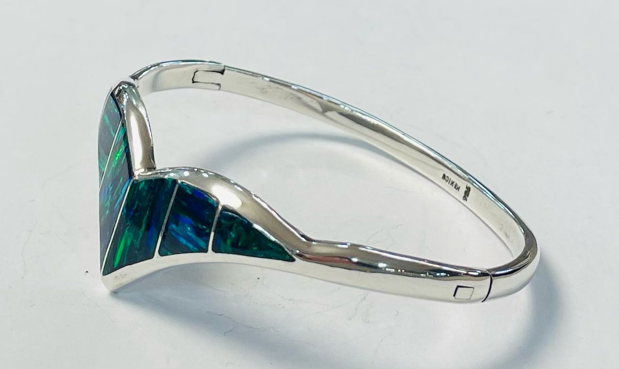 Brazalete con Opalo en Plata Ley 925, vista frontal