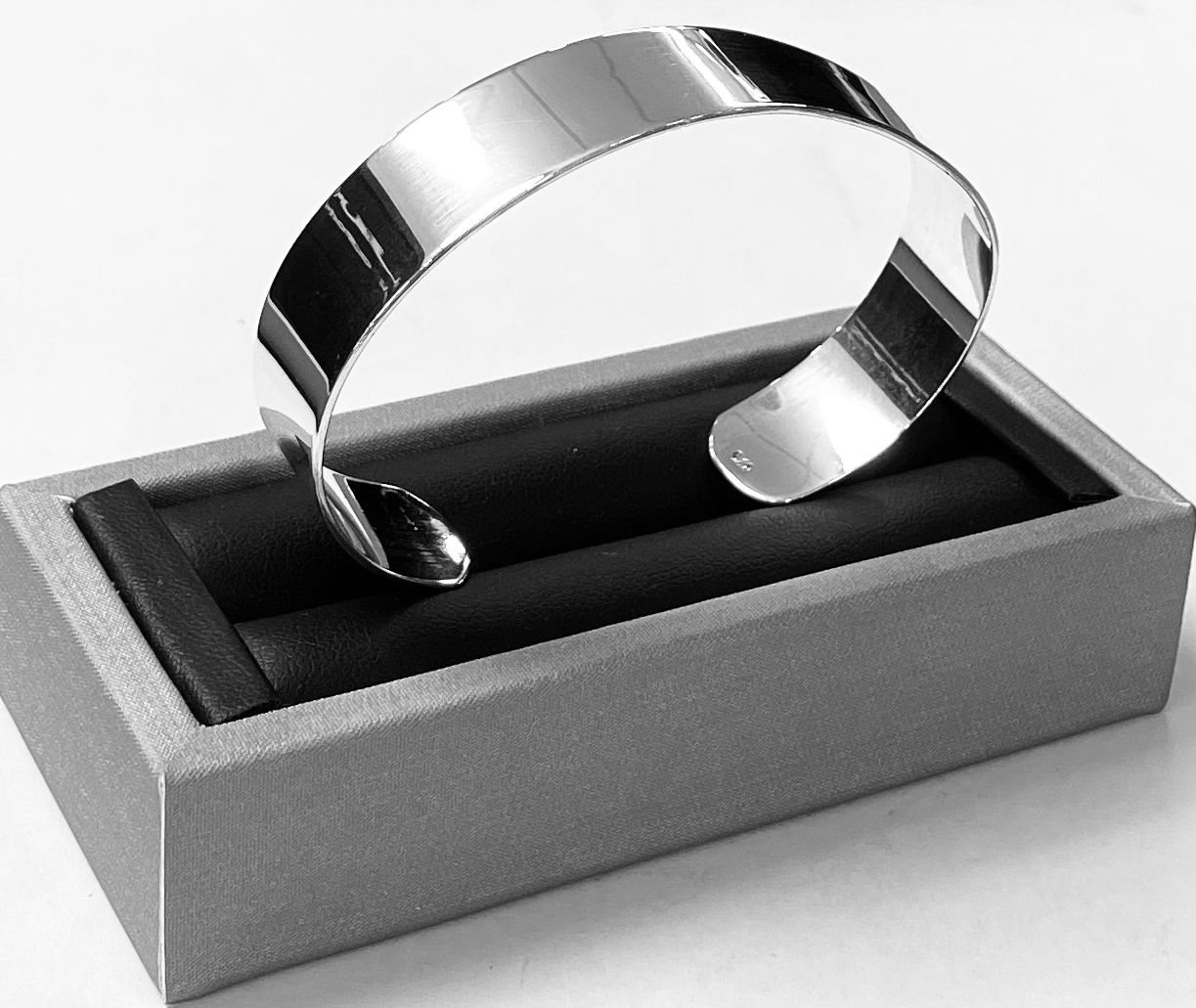 Brazalete en Plata Ley 925, vista frontal