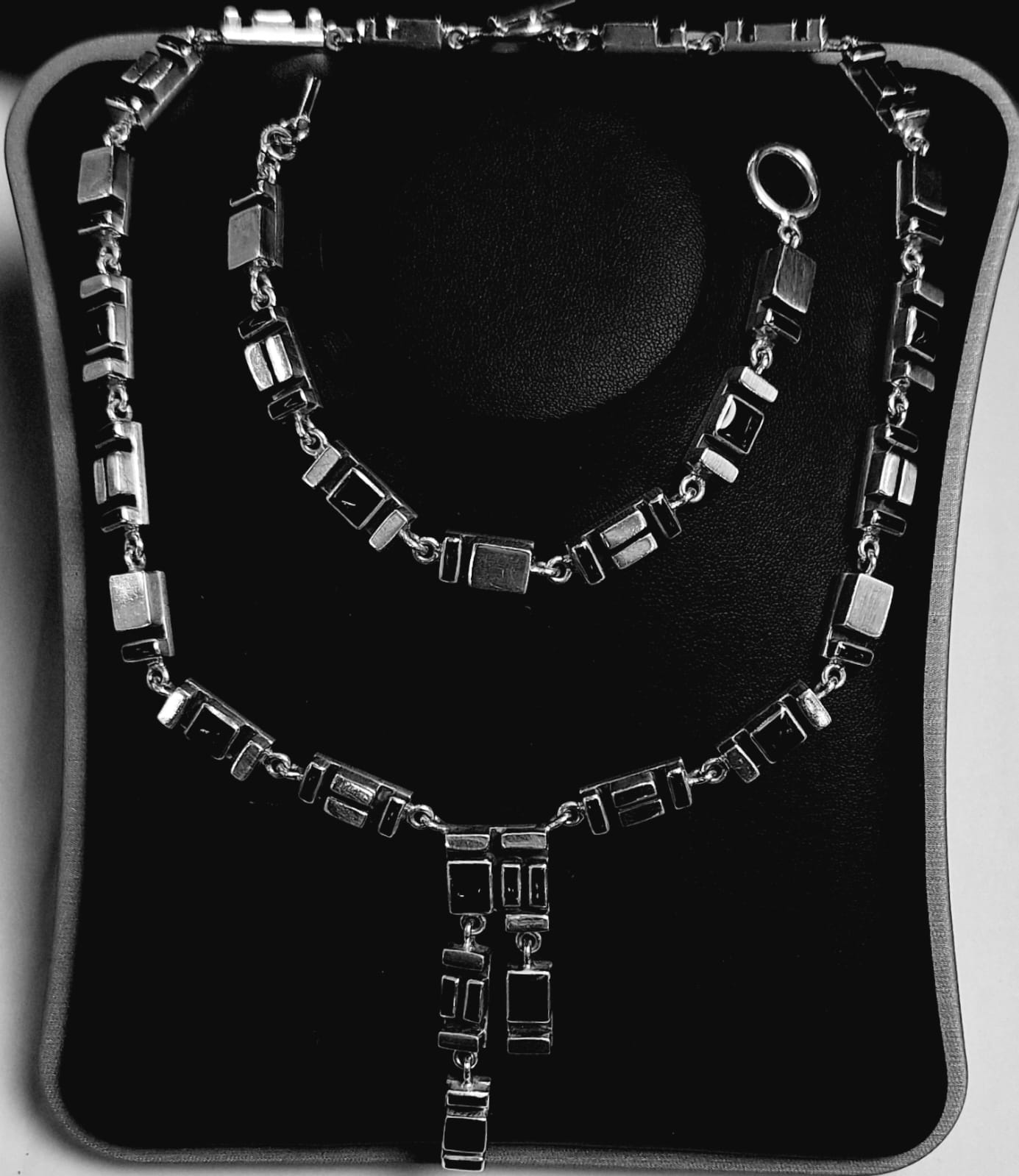 Set de Collar Mosaico con Incrustaciones de Obsidiana en Plata Ley 925, sello de autenticidad Plata Ley .925