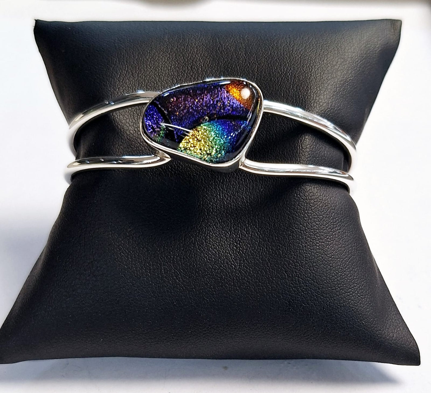 Brazalete con Dicroico en Plata Ley 925, sello de autenticidad Plata Ley .925