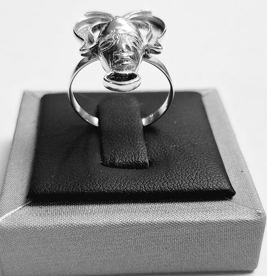 Sello de ley en el interior del anillo maya en plata ley 925
