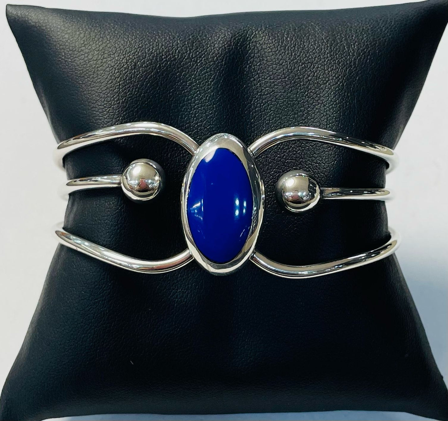 Brazalete con Lapislazuli en Plata Ley 925, sello de autenticidad Plata Ley .925