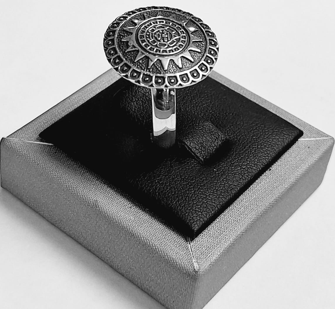 Anillo Azteca Plata Ley 925 | Joyería Arte Taxco, vista frontal