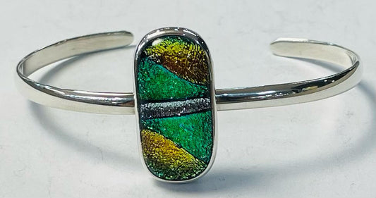 Sello de ley en el interior del brazalete con dicroico en plata ley 925