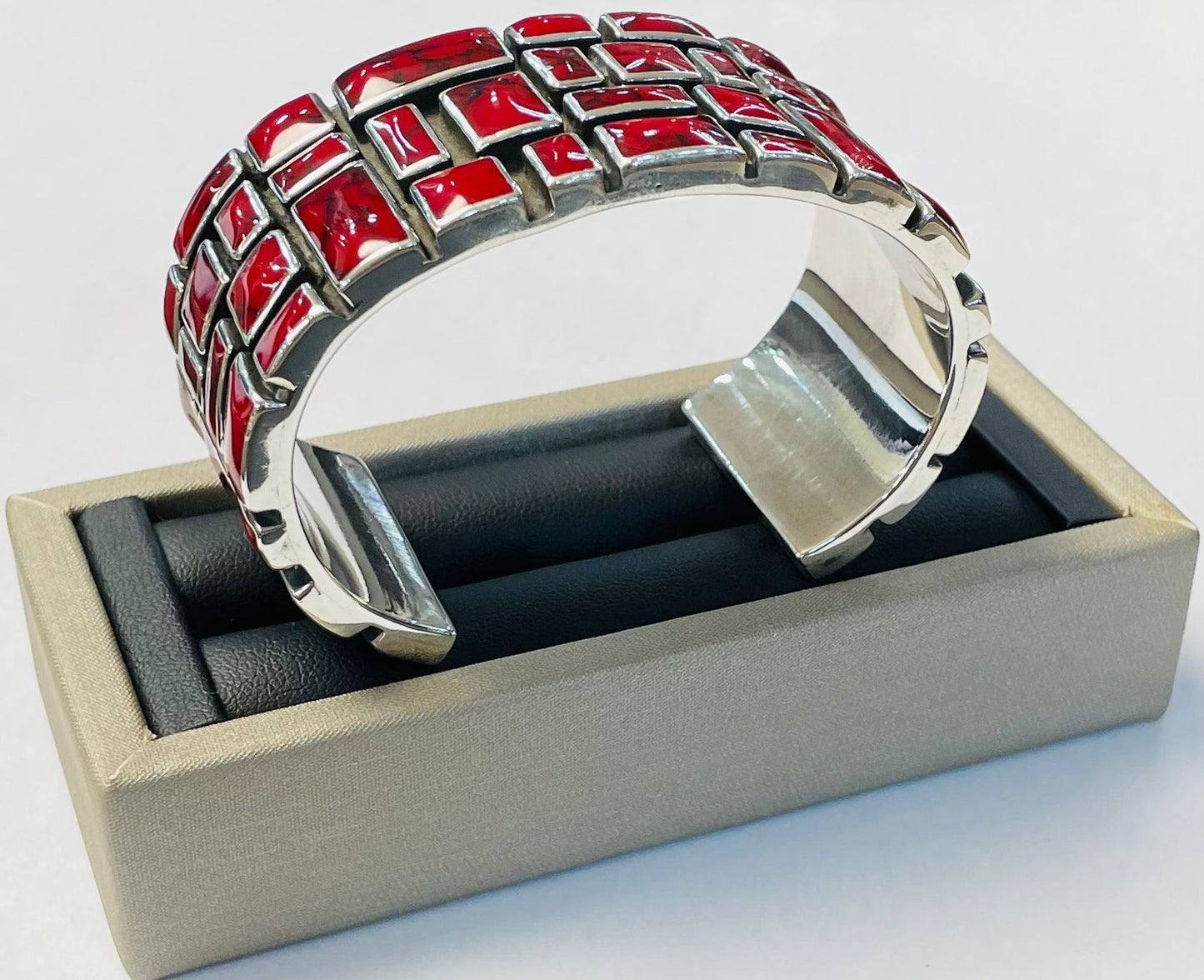 Brazaleta en Plata Ley 925 con Coral Msmns, vista frontal