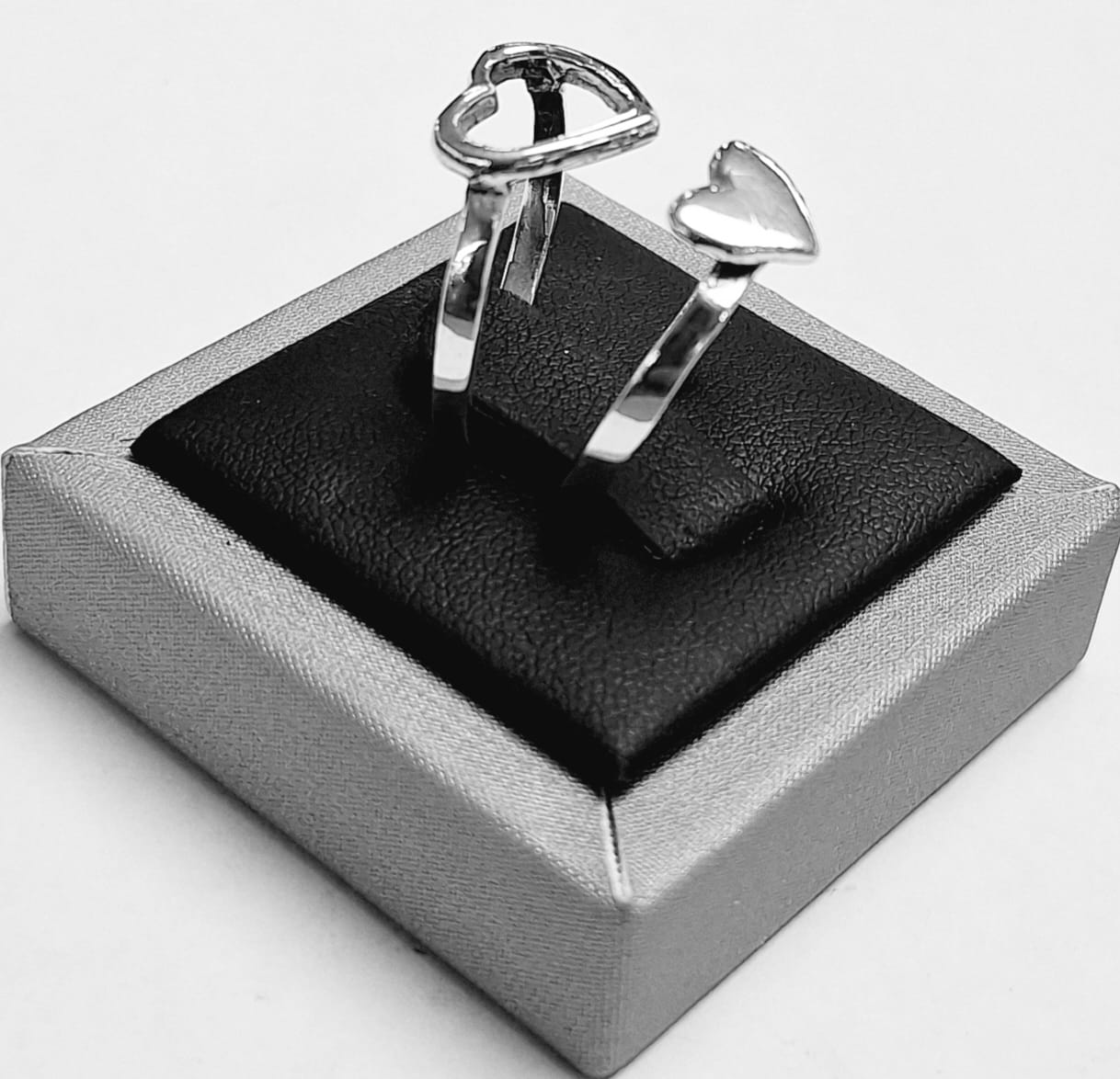 Anillo de Corazon en Plata Ley 925, vista frontal