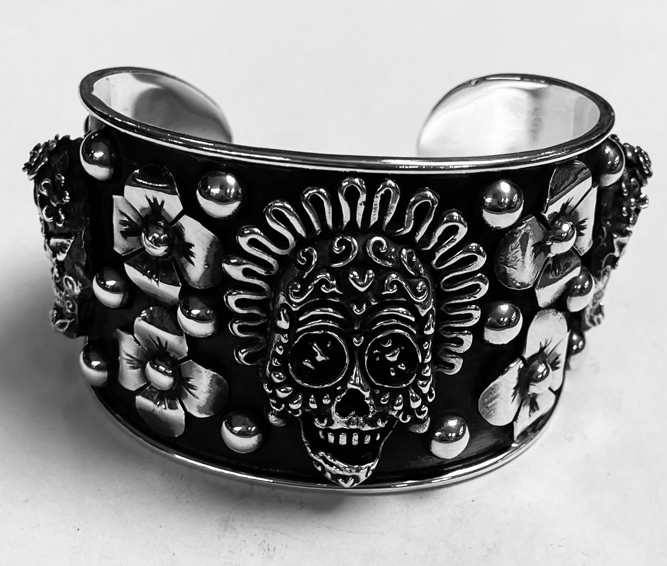 Sello de ley en el interior del brazalete catrina en plata ley 925