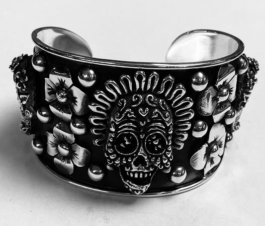 Sello de ley en el interior del brazalete catrina en plata ley 925