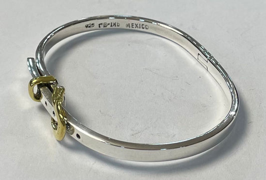 Sello de ley en el interior del brazalete en plata ley 925