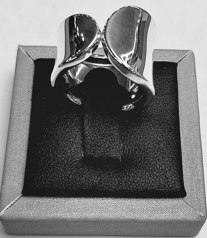 Anillo en Plata Ley 925, sello de autenticidad Plata Ley .925
