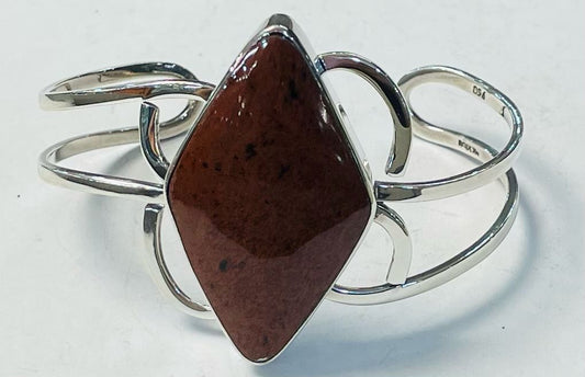 Sello de ley en el interior del brazalete con venturina en plata ley 925