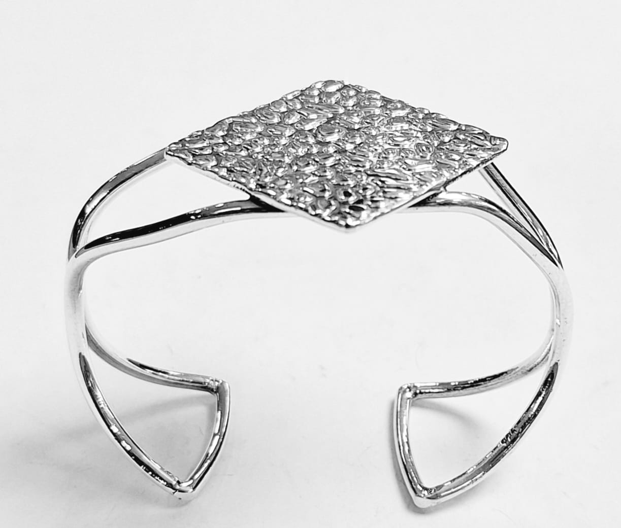 Brazalete en Plata Ley 925, vista frontal