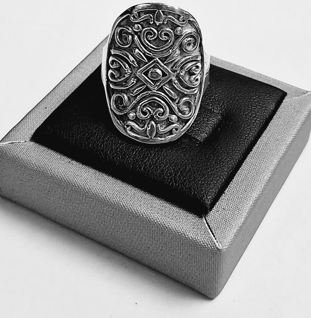 Anillo en Plata Ley 925, vista frontal