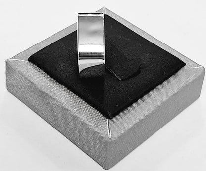 Anillo Cuadrado en Plata Ley 925, sello de autenticidad Plata Ley .925