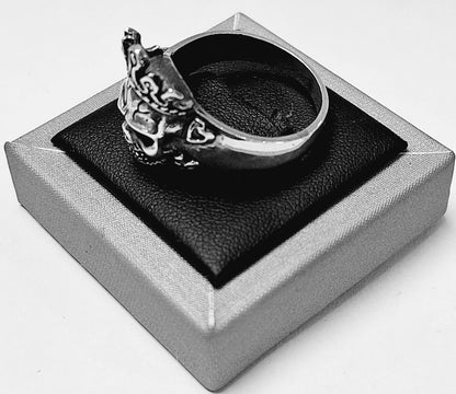 Anillo Calavera Corona en Plata Ley 925, sello de autenticidad Plata Ley .925