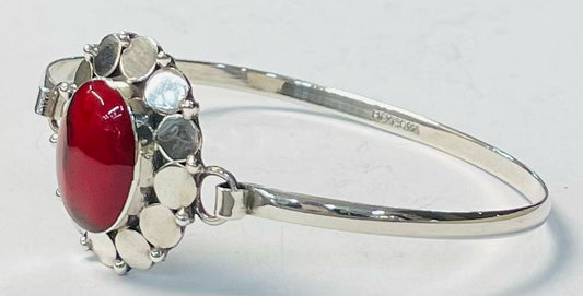 Brazalete con Coral en Plata Ley 925, vista frontal