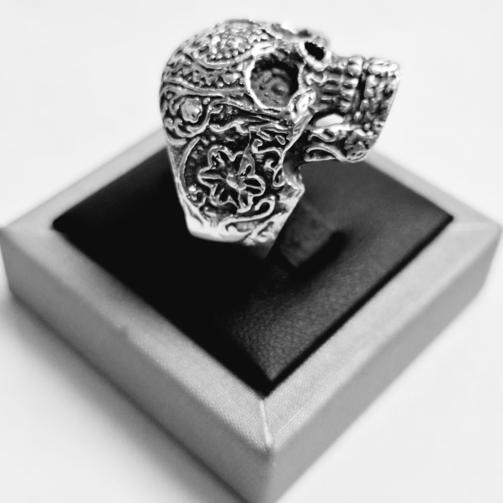 Anillo Calavera en Plata Ley 925, vista frontal