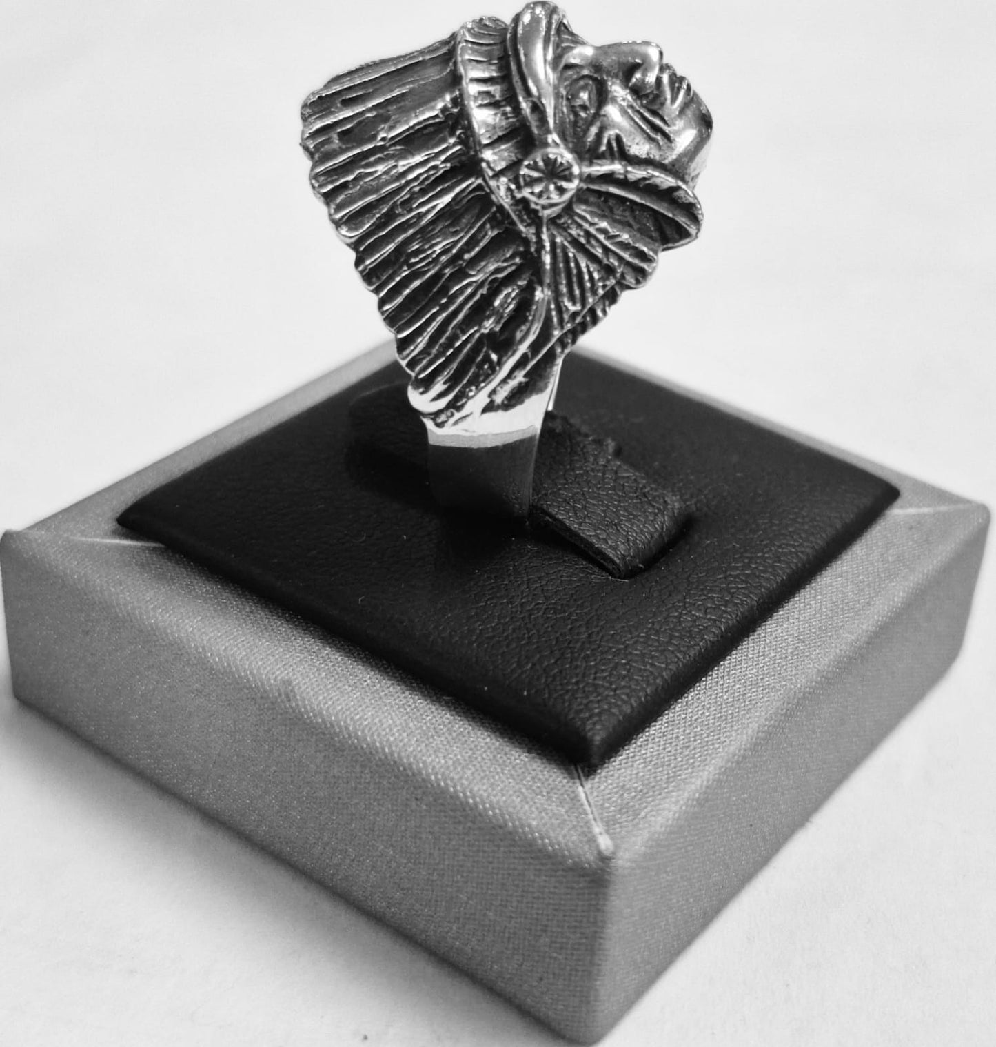 Anillo Indio en Plata Ley 925, vista frontal