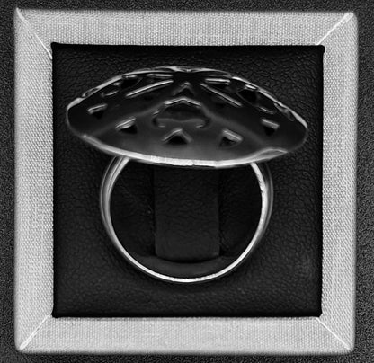 Sello de ley en el interior del anillo plata ley 925., vintage