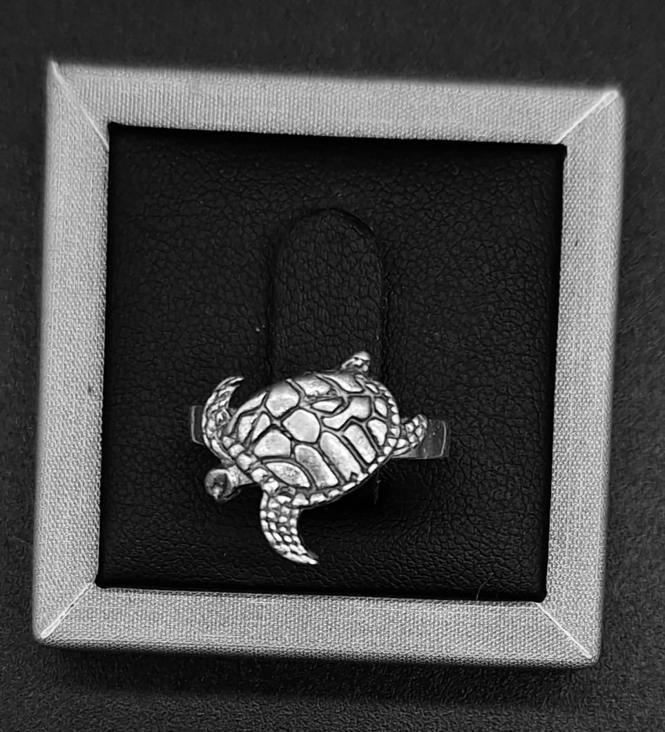 Sello de ley en el interior del anillo plata 925 , tortuga