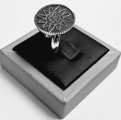 Anillo Sol Maya en Plata Ley 950, vista frontal