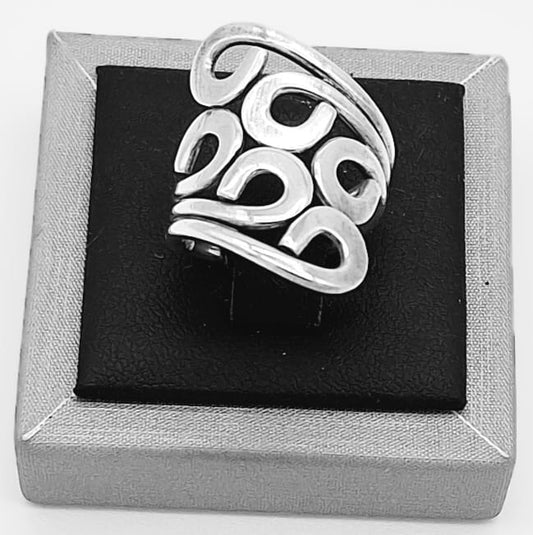 Anillo Plata Ley 925. sobre fondo blanco