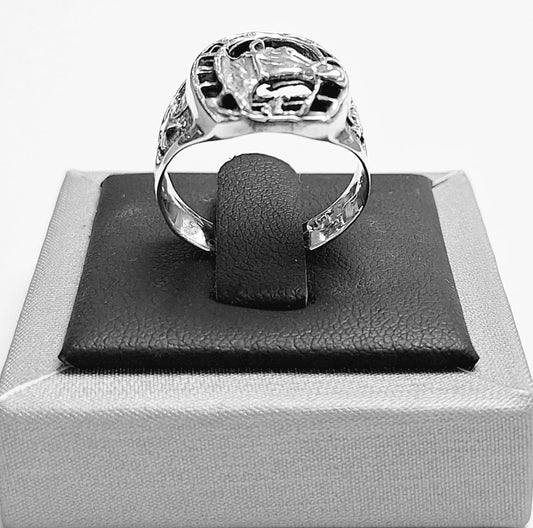 Sello de ley en el interior del anillo de herradura en plata ley 925