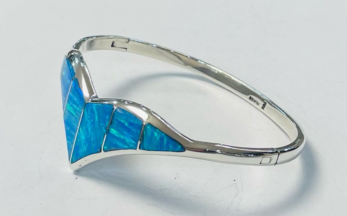 Brazalete con Opalo en Plata Ley 925, vista frontal
