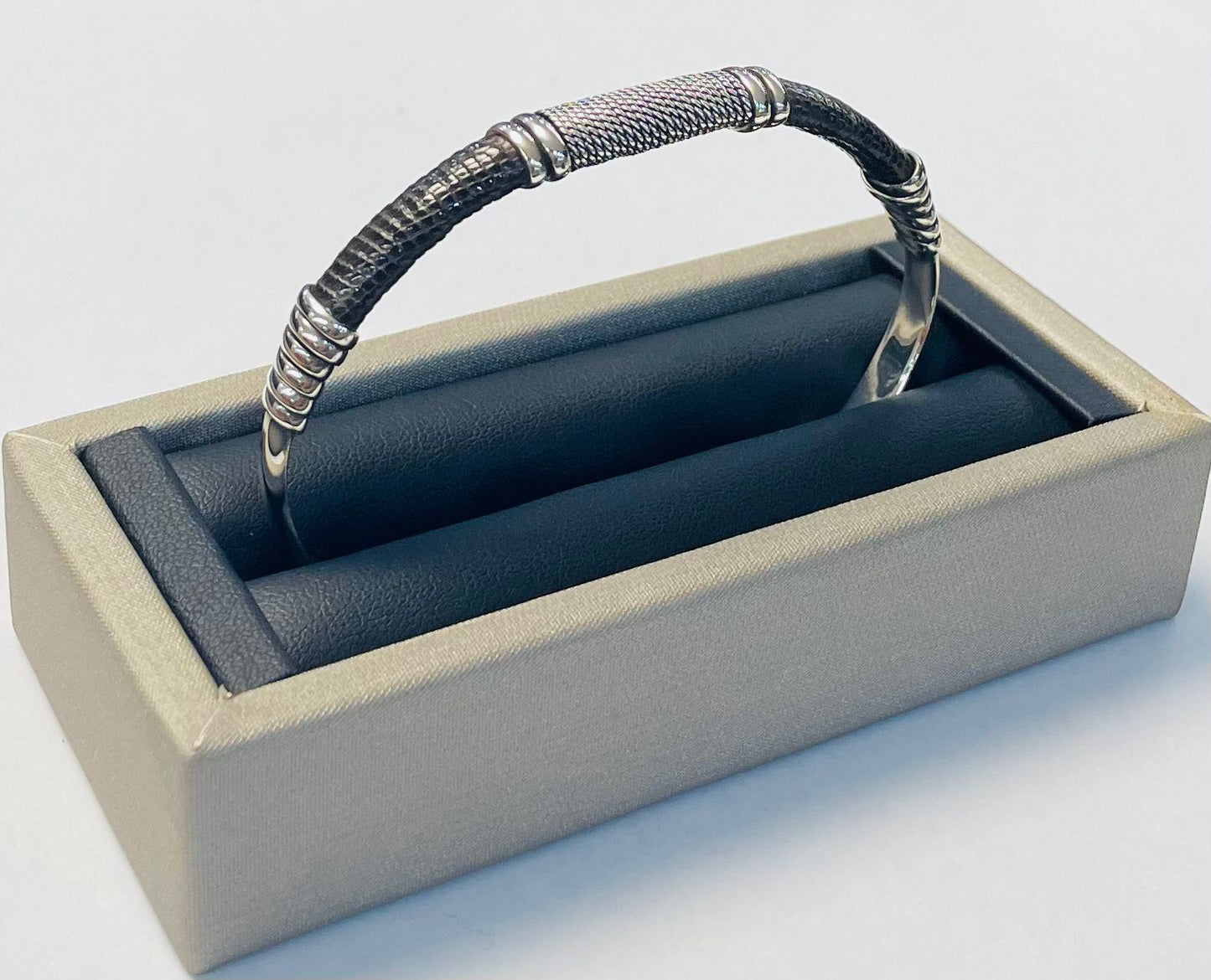 Brazalete en Plata Ley 925, vista frontal