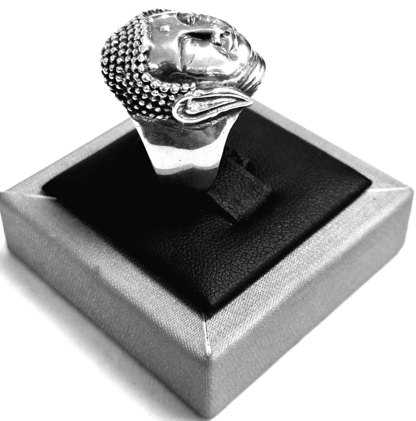 Anillo Cabeza de Buda en Plata Ley 925, vista frontal