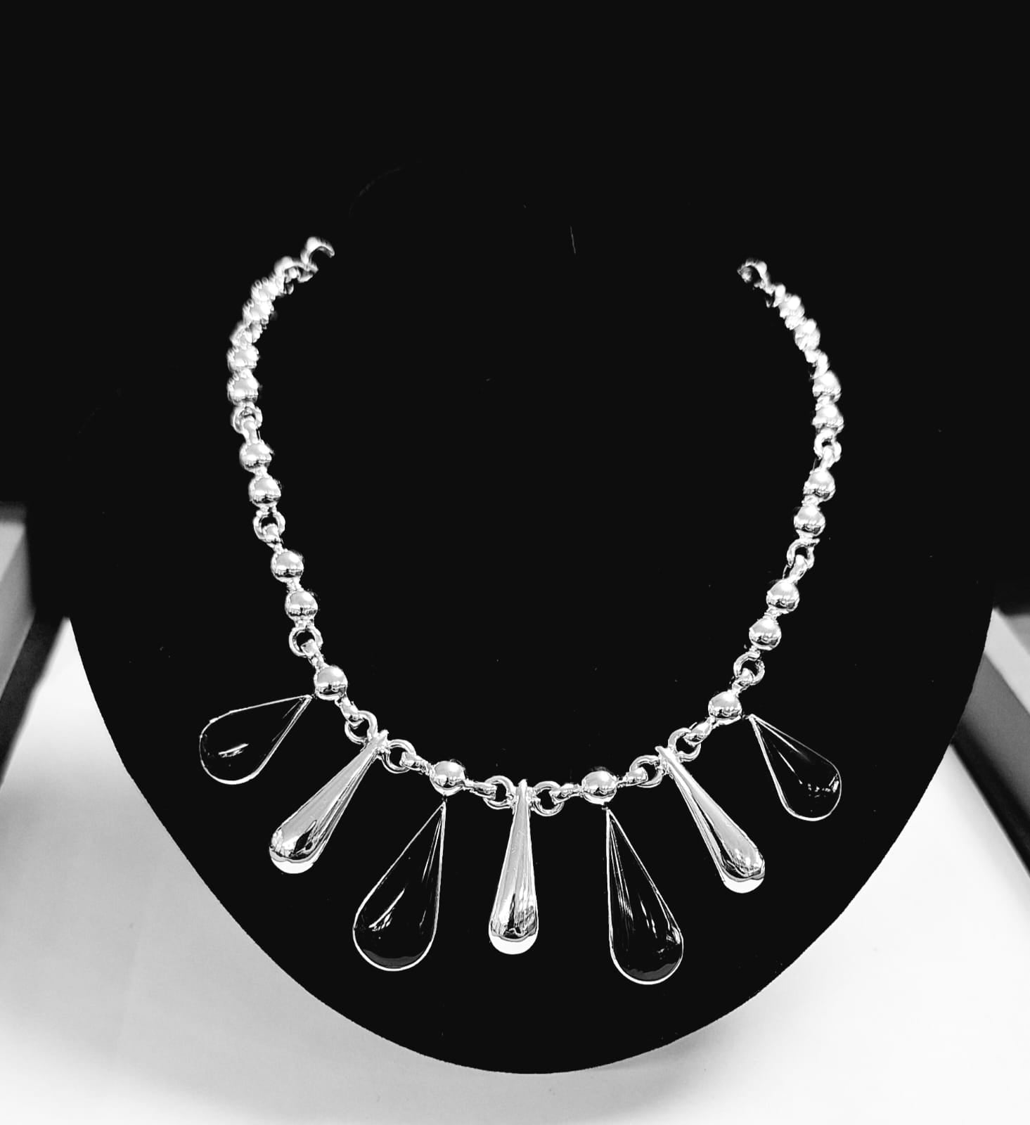 Collar con Incrustación de Obsidiana en Plata Ley 925, sello de autenticidad Plata Ley .925