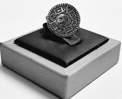 Anillo Azteca en Plata Ley 950, sello de autenticidad Plata Ley .925