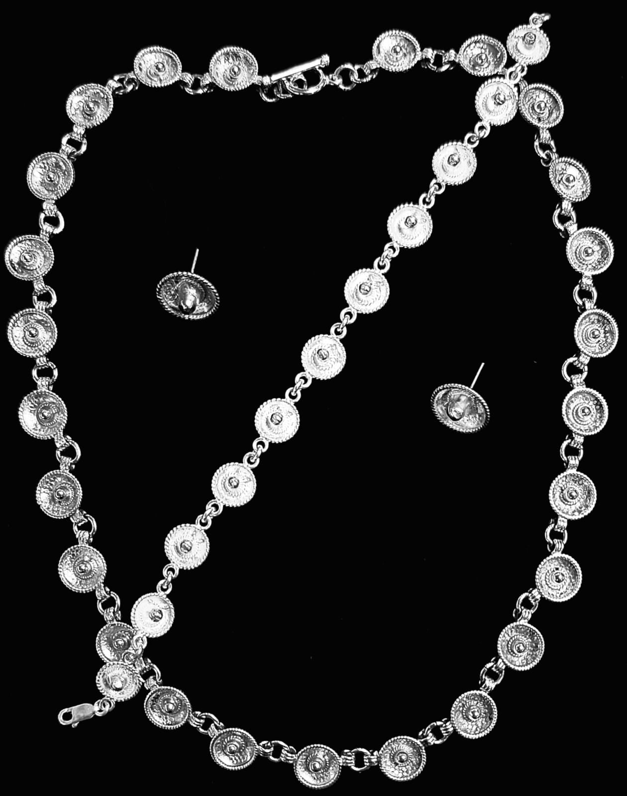 Set de Collar Sombrero Mexicano en Plata Ley 925, sello de autenticidad Plata Ley .925