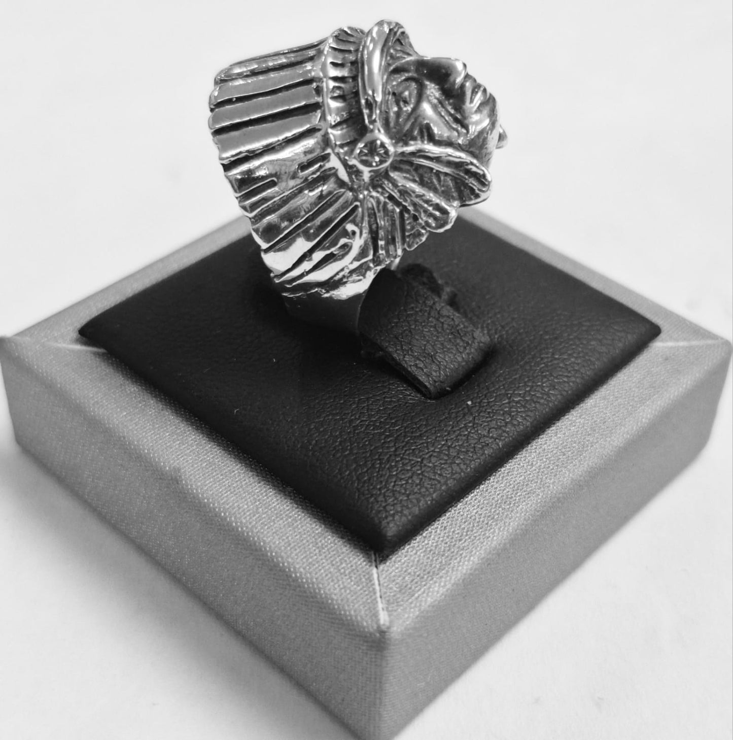 Anillo Indio en Plata Ley 925, vista frontal