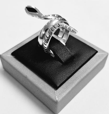 Anillo Serpiente en Plata Ley 925, sello de autenticidad Plata Ley .925