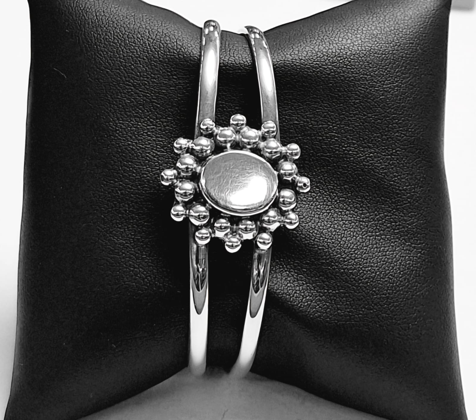 Brazalete en Plata Ley 925, vista frontal