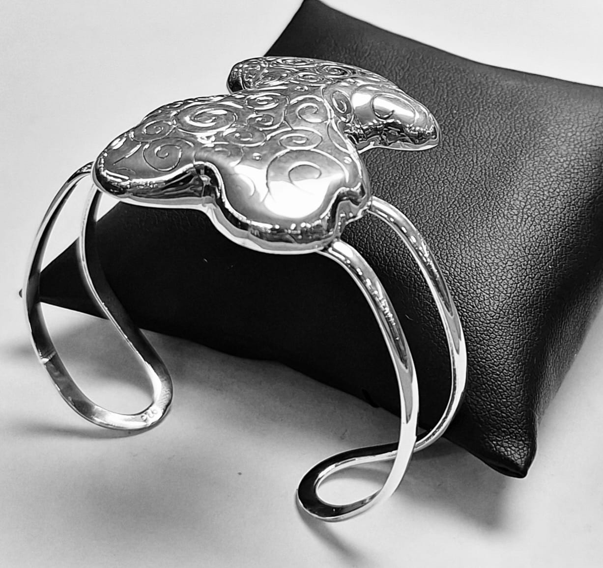 Brazalete Plata 925, sello de autenticidad Plata Ley .925